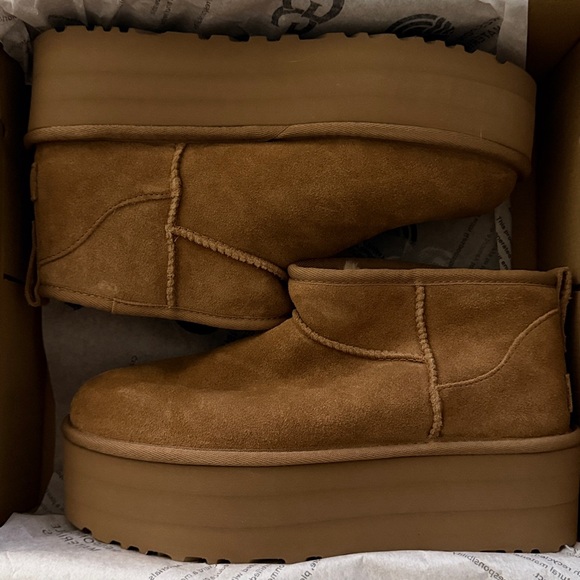 Brand New UGG Ultra Mini Platforms Classic in Chestnut Size 9 - Picture 5 of 5
